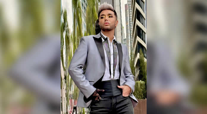 El cantante FEDRO en colaboración con el Consulado de México en Miami regalaron arte a la comunidad hispana durante el 2023