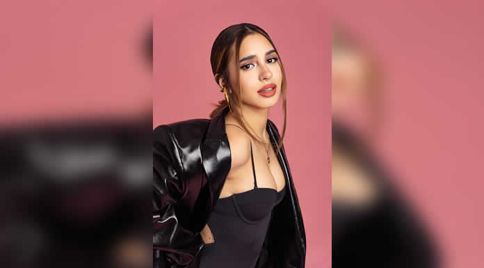 Influencer mexicana DOMELIPA firma con WESTWOOD ENTERTAINMENT anuncia álbum debut @lachicuela.com