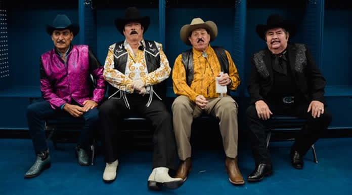 PALOMAZO NORTEÑO sigue su ruta de éxito con su gira “EN PELIGRO DE EXTINCIÓN 2024” por USA