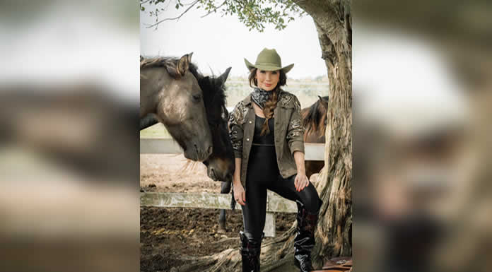 PAOLA JARA lanza su nuevo sencillo UNO SE CURA