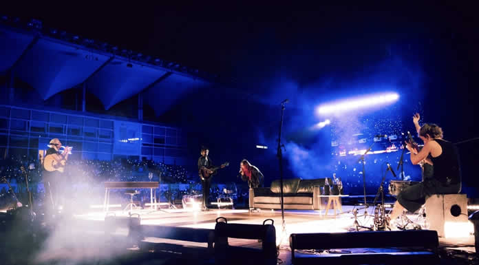 ELA TAUBERT interpreta su éxito global “¿CÓMO PASÓ” junto a MORAT