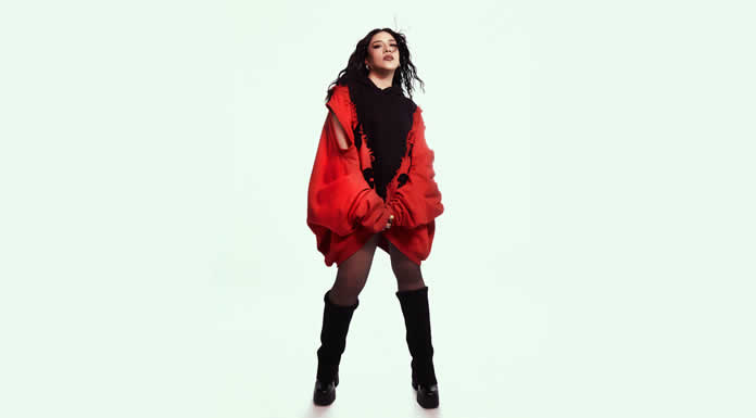 GRTSCH estrena la hipnótica NENA FINA, junto con su nuevo material 25 (B)