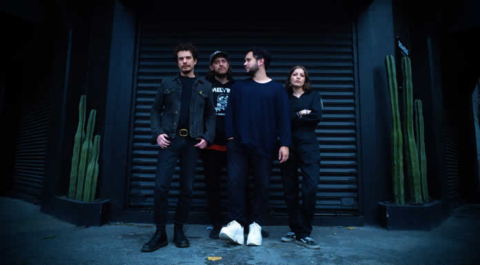 Llega FUEGO, GUÍAME el nuevo álbum de VAYA FUTURO