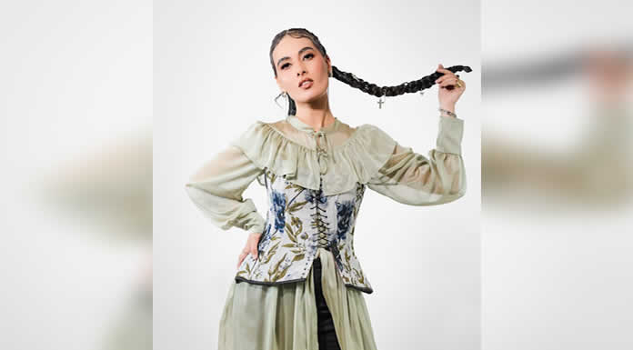 MS. AMBAR se presentó por segunda ocasión en la COMPETENCIA FOLCLÓRICA del FESTIVAL DE VIÑA DEL MAR