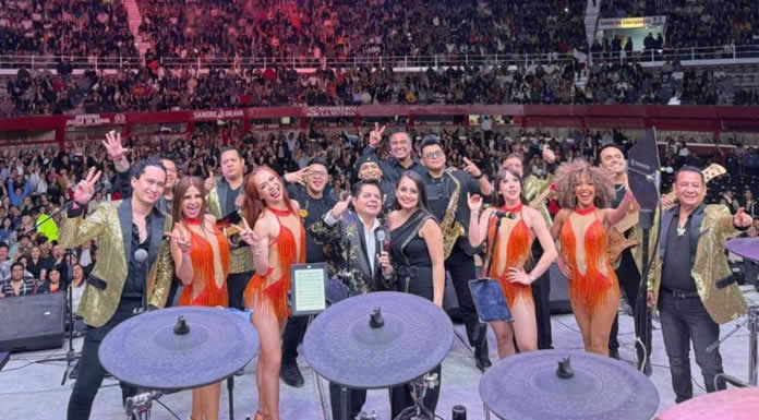 LOS YONIC'S triunfan en la MONUMENTAL DE MORELIA