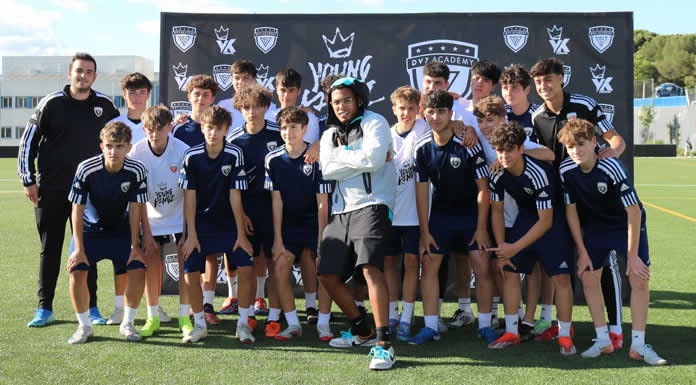 YOUNG KINGZ FOUNDATION Y DV7 ACADEMY se unen en una ALIANZA GLOBAL
