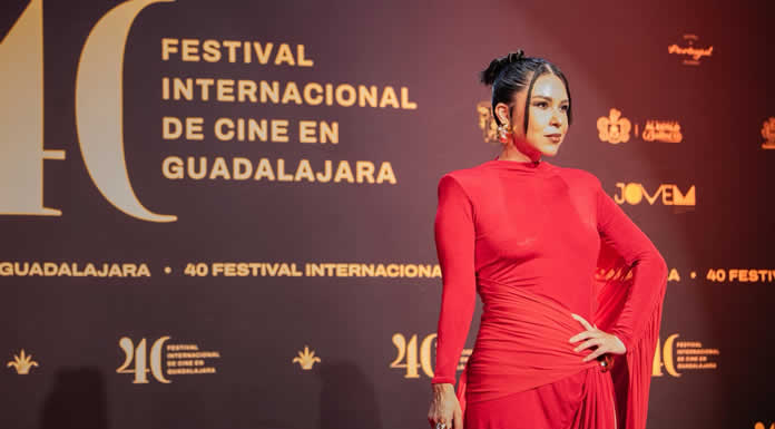 DENISSE GUERRERO es galardonada con el PREMIO MAGUEY e inuagura una EXPOSICIÓN DEDICADA A SU TRAYECTORIA en Guadalajara (2)
