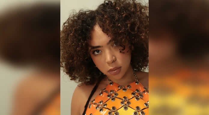 PAOLA GUANCHE lanza DUEÑA DEL UNIVERSO (CELIA CRUZ MEDLEY TRIBUTE)