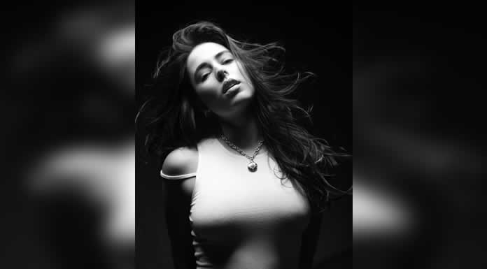 KARINA SOFIA podría ser nominada a la categoría “MEJOR NUEVO ARTISTA” para los LATIN GRAMMY