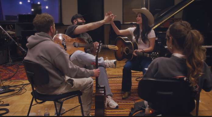 CARÍN LEÓN Y KACEY MUSGRAVES Presentan el dúeto crossover “LOST IN TRANSLATION”