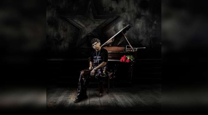 SAHIR MONTOYA estrena su álbum “TE AMO ALV..!”